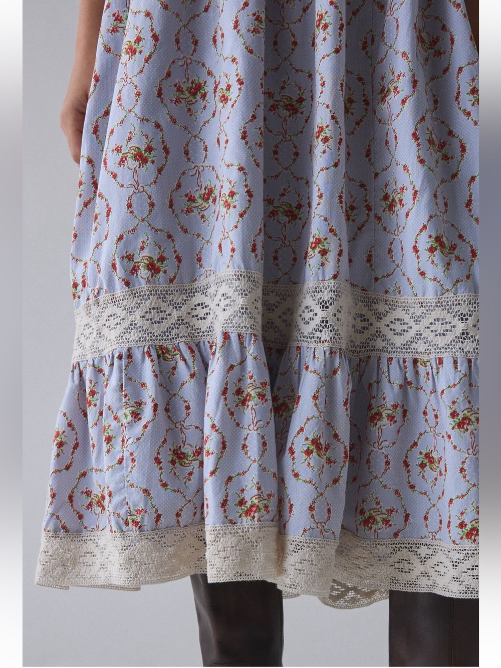 NWT Urban Outfitters Kimchi Blue Light Blue Floral Strapless Midi Dress L - Picture 5 of 6